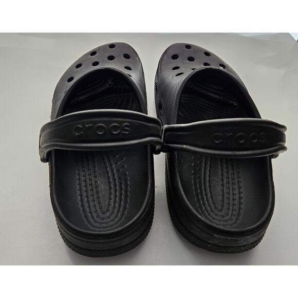 Crocs Men Size 7 Women's Size 9 Black Classic Croc Lightweight Clog Beach Shoe - Picture 7 of 10